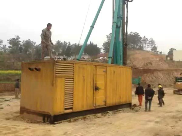 阿合奇如何判断水冷式机油散热器密封件是否需要更换?